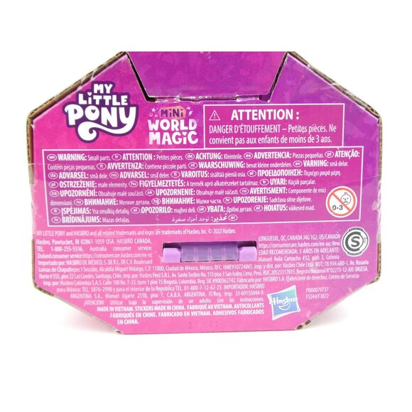 My Little Pony Izzy Moonbow Mini World Magic Crystal Keychain - Picture 4 of 9